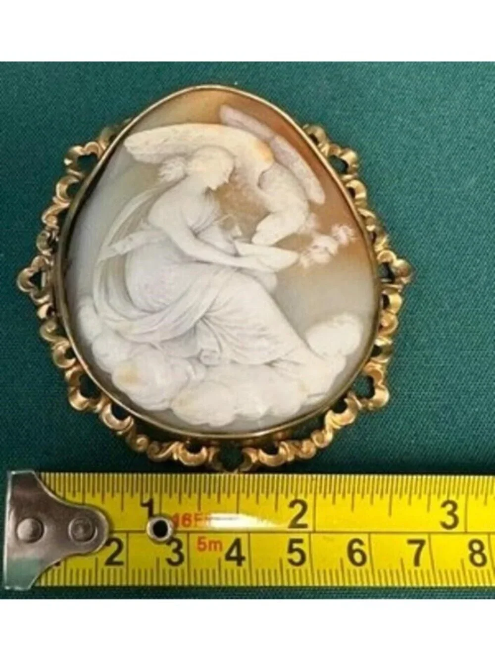 Antique Hand-Carved Cameo Hebe & Eagle In 10K Gold Frame Oval Brooch
